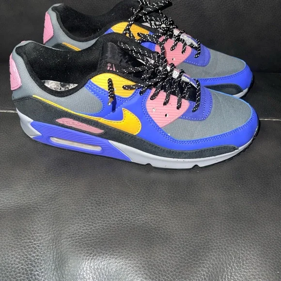 Nike Air Max 90 ACG Persian Violet - Picture 2 of 5